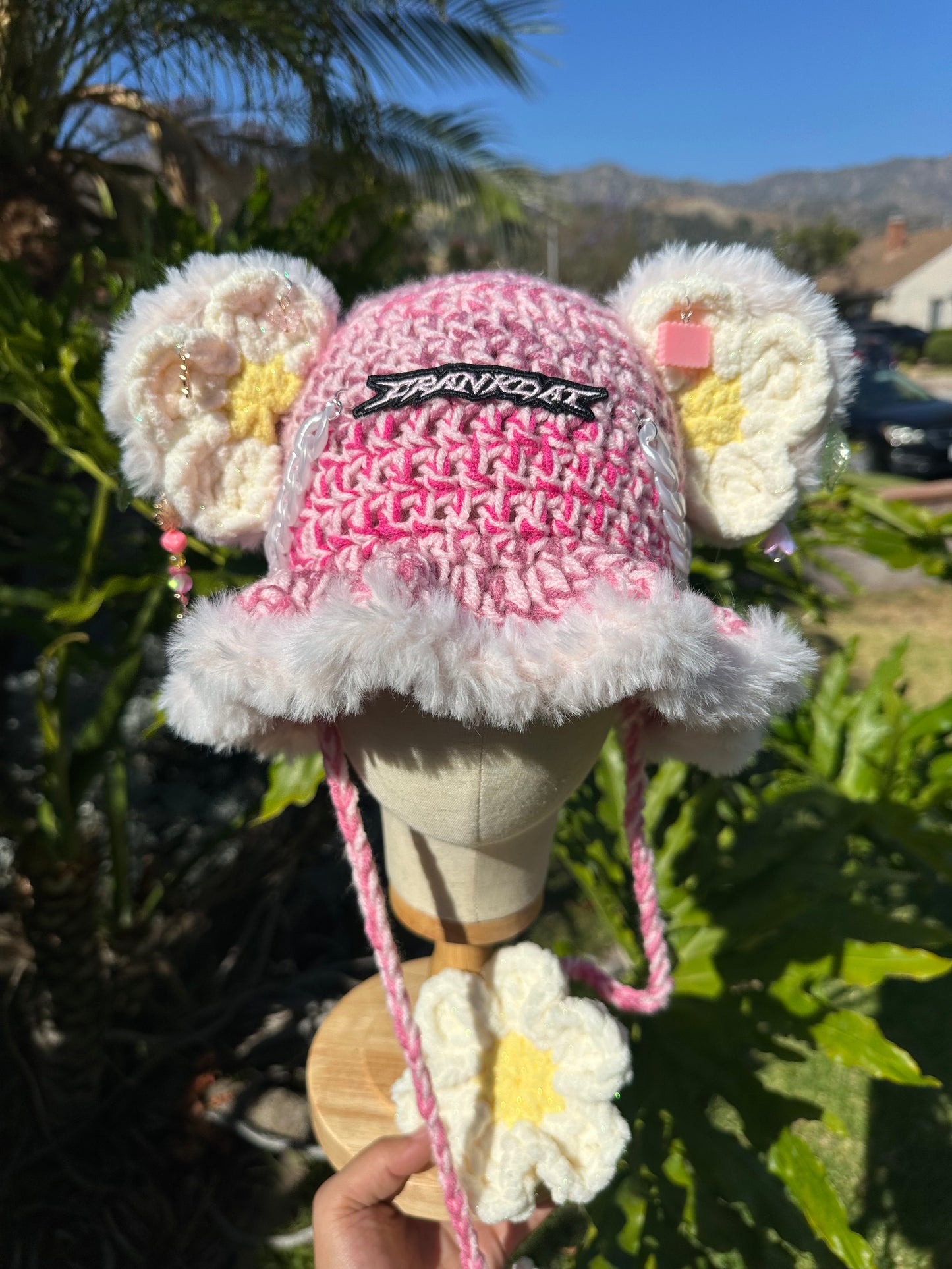 Crank Flower Crochet Bucket Hat