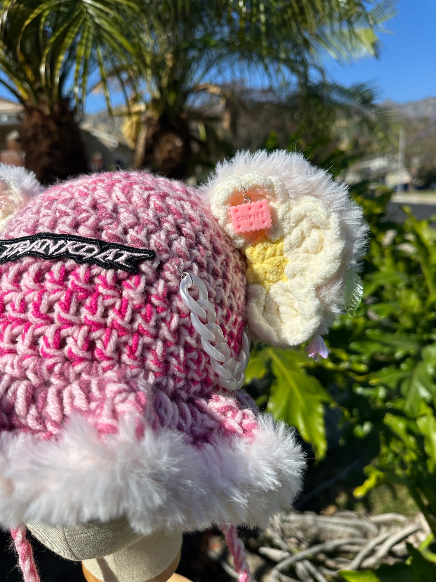 Crank Flower Crochet Bucket Hat